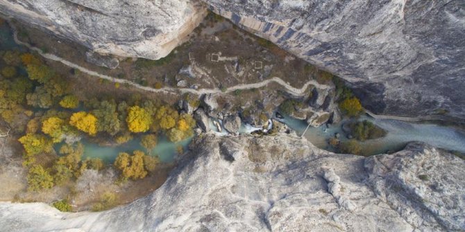 Tohma Kanyonu sonbaharda başka güzel