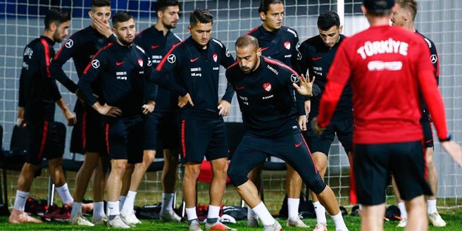 Futbolda milli mesai başlıyor