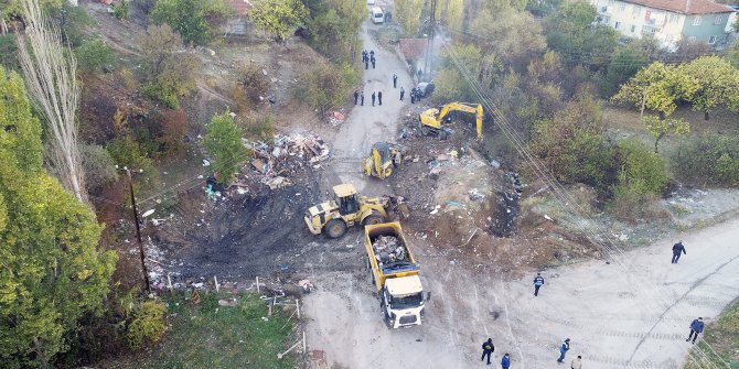 Çiğdem’de kağıt ve hurda operasyonu