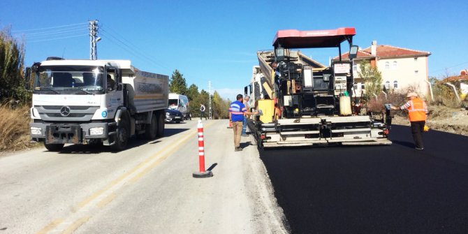 Pursaklar'da 14 yılda 563 bin ton asfalt atıldı