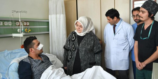 Bakan Selçuk'tan Şemdinli gazilerine ziyaret