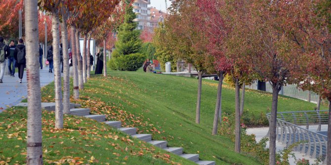 Kırşehir’de sonbahar manzaraları göz kamaştırıyor