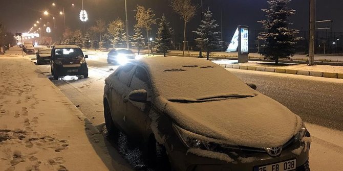 Erzurum beyaza büründü