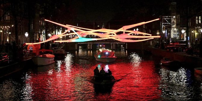 Amsterdam'da ışık sanat festivali