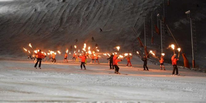 Kayak sezonu Palandöken'de başladı