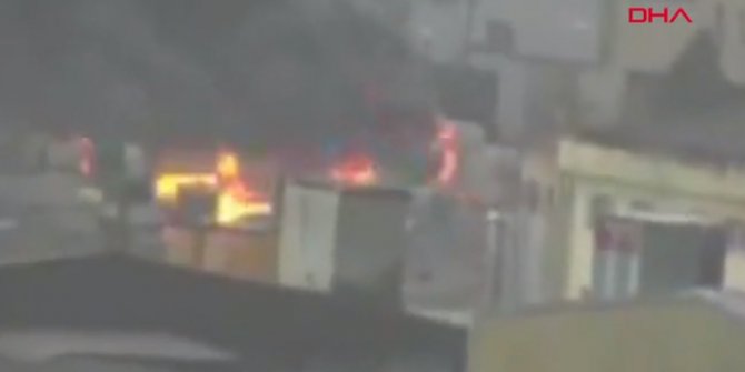 Tuzla'da fabrika yangını: Çok sayıda ekip bölgede