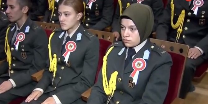 Danıştay'tan flaş başörtüsü kararı!