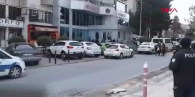 Büyükçekmece Adliyesi bomba ihbarı nedeniyle boşaltıldı