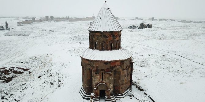 'Medeniyetler Beşiği' Ani'ye turist akını