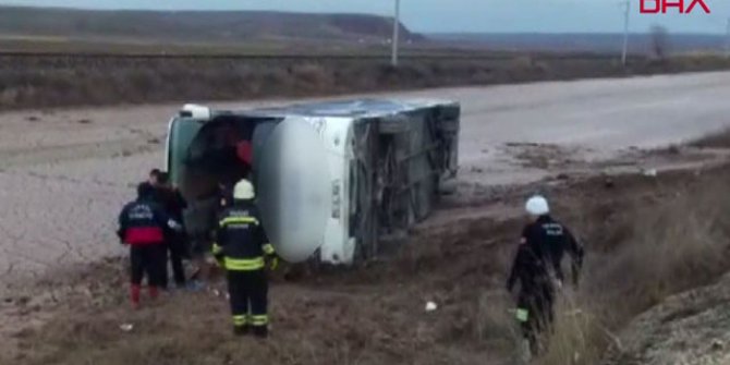 Yozgat'ta yolcu otobüsü şarampole devrildi: 1 ölü, 20 yaralı