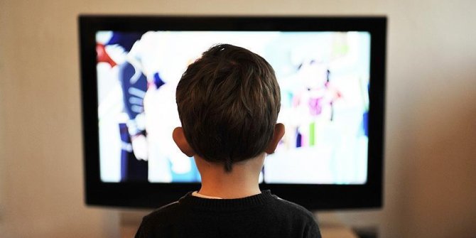 Çocuk programlarında 'abur cubur' reklamına yasak