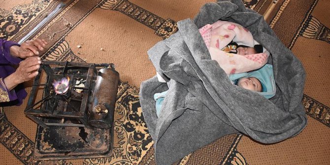 Suriye sınırında 32 bin sivil yardım bekliyor