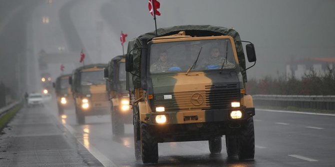 Suriye sınırına askeri sevkiyat devam ediyor