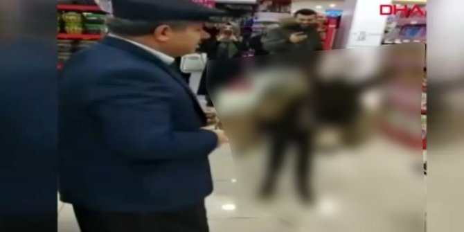 Görenler şaşkına döndü! Poşet parasını protesto etmek için...