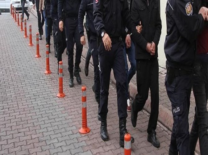 FETÖ üniversitesine 1 milyon liralık bağışa 13 gözaltı
