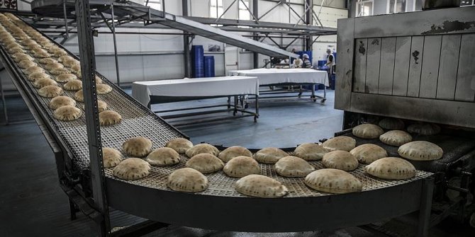 İHH'dan Suriye'ye bir yılda 270 milyon ekmek