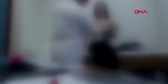 O doktor gözaltına alındı! Gizli kamera ile hastaları çekiyormuş
