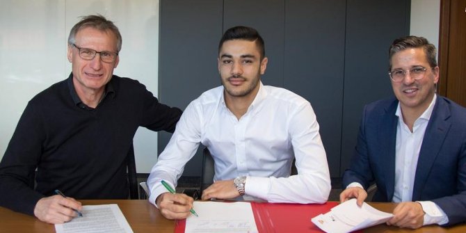 Ozan Kabak Stuttgart'ta hedeflerine ulaşmak istiyor