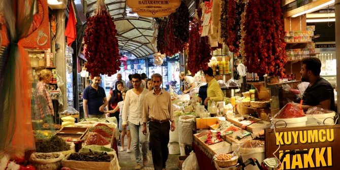 Hoşgörü kenti”nin göz bebeği: Uzun Çarşı