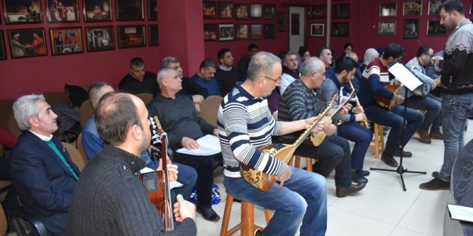 Malatya'da demiryolu çalışanları "Atatürk" konserine hazırlanıyor