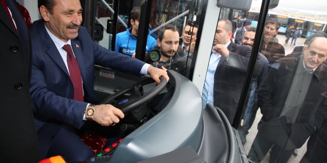 Ankara'da beyaz otobüs devri bitti... Mavi otobüsler sefere başladı