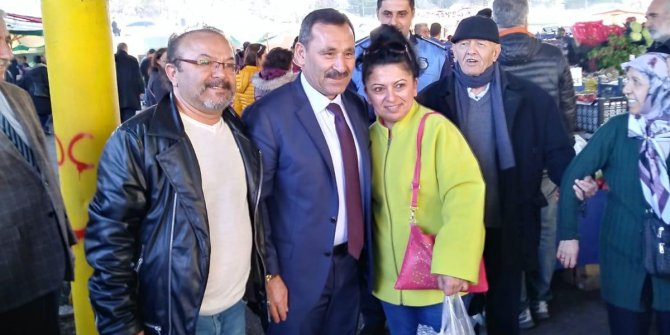 Enver Demirel, Atayurt Pazaryerinde esnafla buluştu