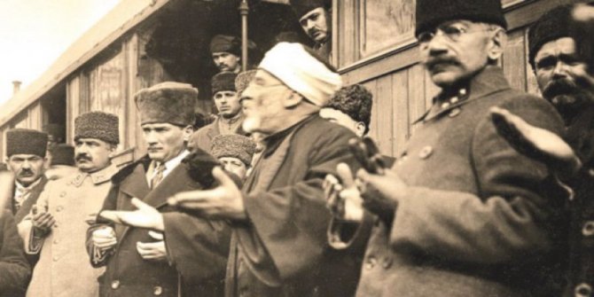 Türkiye’nin ilk diyanet işleri başkanı Rıfat Börekçi kimdir?