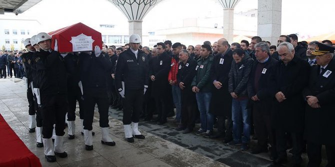 Şehit polis memuru Çelik son yolculuğuna uğurlandı
