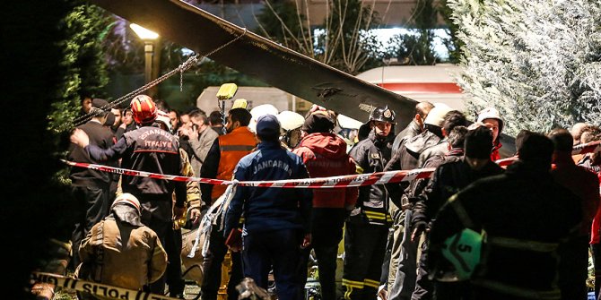 İstanbul'da askeri helikopter düştü: 4 şehit