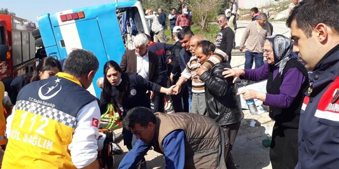 Mersin'de feci kaza: Ölü ve yaralılar var