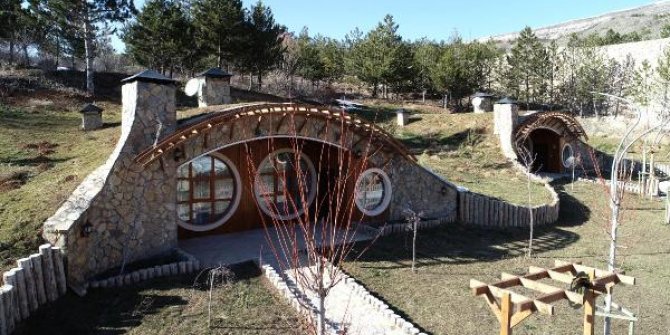 'Hobbit Köyü' Sivas'ta hizmete açıldı