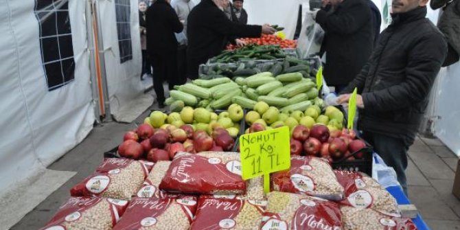 Bakliyat satışına da başlandı: Nohut 5,5 mercimek 4,5 lira