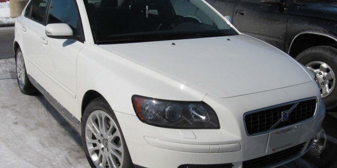2001 Model Volvo S40 icradan satılıktır
