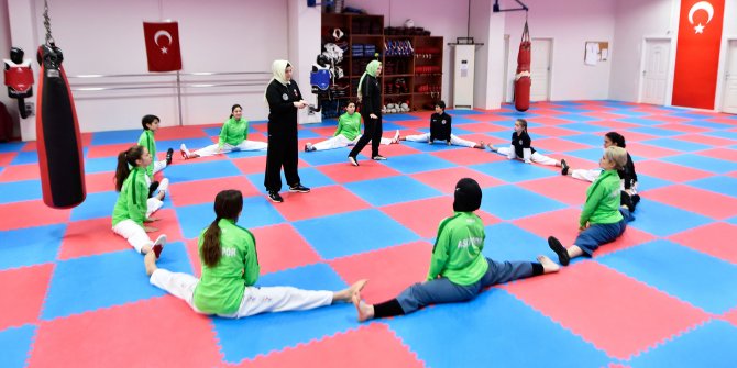 Aski Spor Bayan Taekwondo Takımı hedef büyüttü