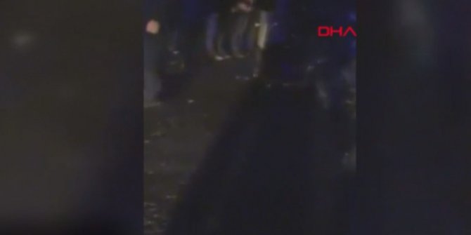 TIR ile özel harekat polislerini taşıyan minibüs çarpıştı: Yaralılar var