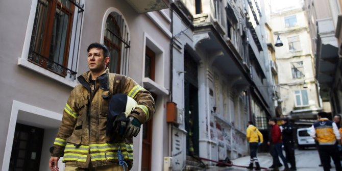 Beyoğlu'ndaki yangın soruşturmasında 1 yeni gözaltı