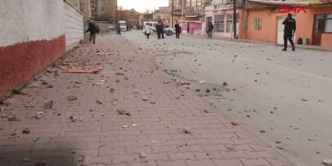 İki komşu arasında kavga! 200 Polis müdahale etti
