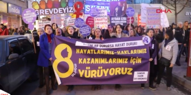 Kadınlar yürüdü, o izledi 'Çalışmak zorundayım' dedi