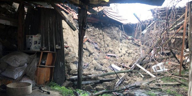 Denizli'de korkutan deprem