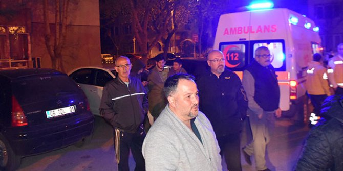 Öğrenci evinde yangın!  5 Öğrenci dumandan etkilendi