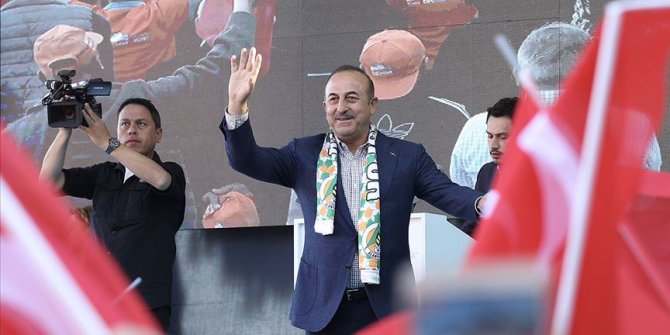 Giderek marjinalleşen bir partidir CHP