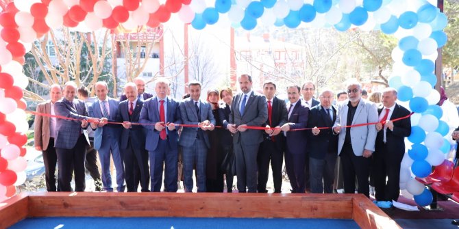 Çankırı Belediyesi huzurevi sakinleri için Bocce sahası kurdu