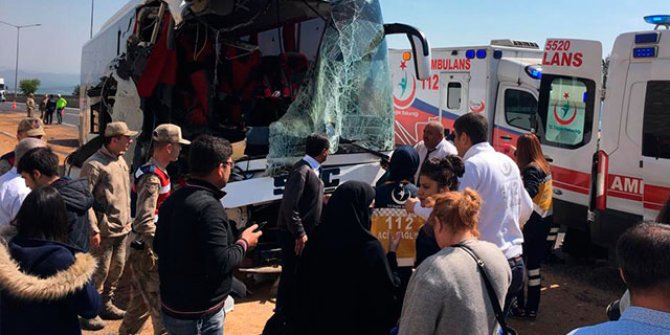 Gaziantep'te feci kaza: Çok sayıda yaralı var