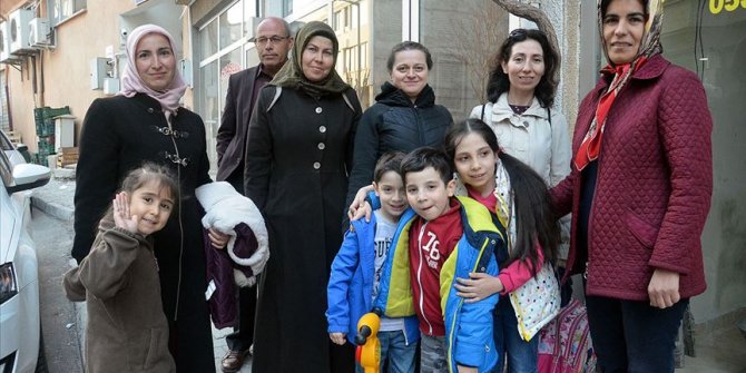 Bu mahallede muhtarlık mührü kadınlara emanet