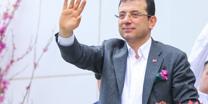 Ekrem İmamoğlu mazbatasını aldı