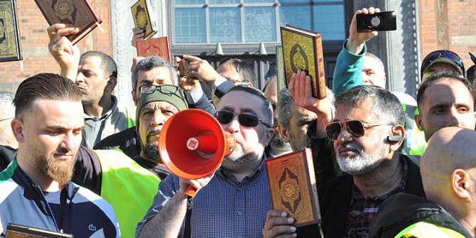 Danimarka'da Kur'an'a saygı yürüyüşü