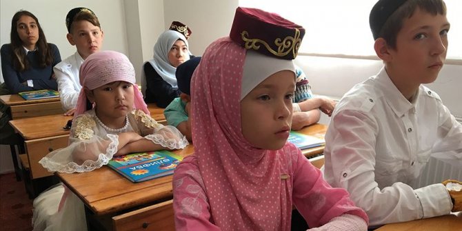 Yerleşik Tatarlar Antalya'da kültürlerini yaşatıyor