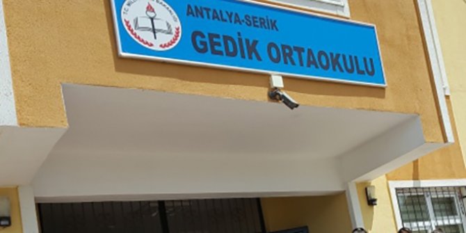 "Hazreti İsa olduğunu" iddia eden öğretmen açığa alındı