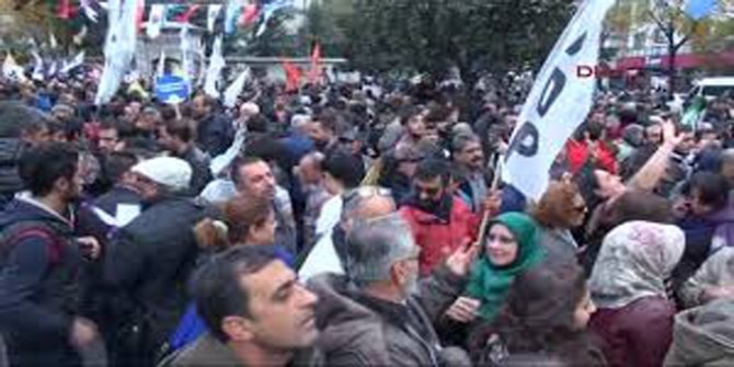 İzinsiz gösteri yapmak isteyen HDP'lilere polis müdahalesi
