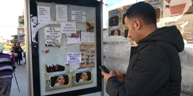 Sultangazi'de otobüs duraklarına 'satılık böbrek' ilanı astı